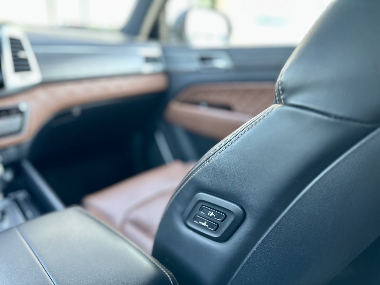 KGM Rexton	- 2.2 e-XDi PREMIUM  Picka